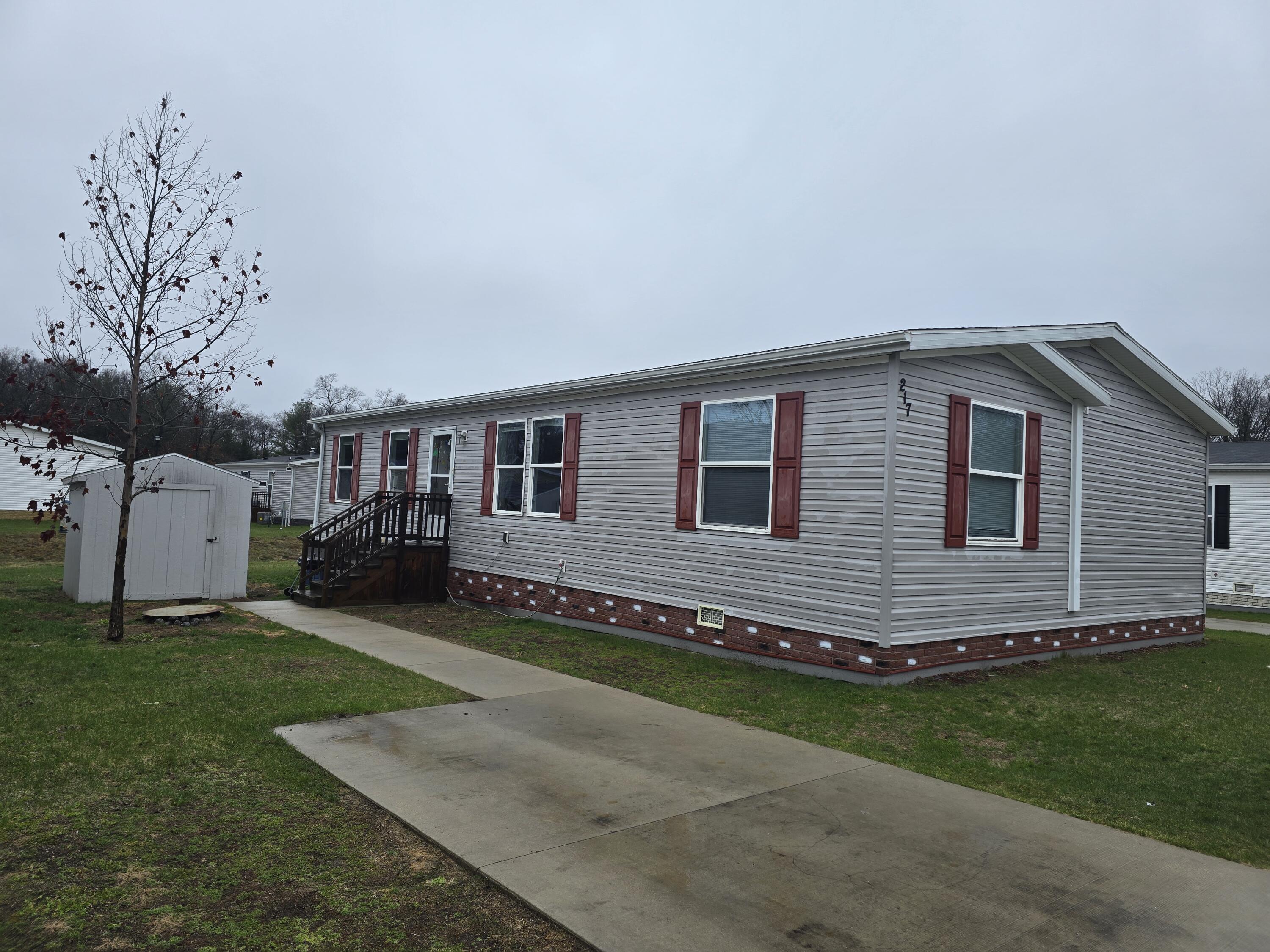 217 Braeburn Drive Muskegon MI 49442