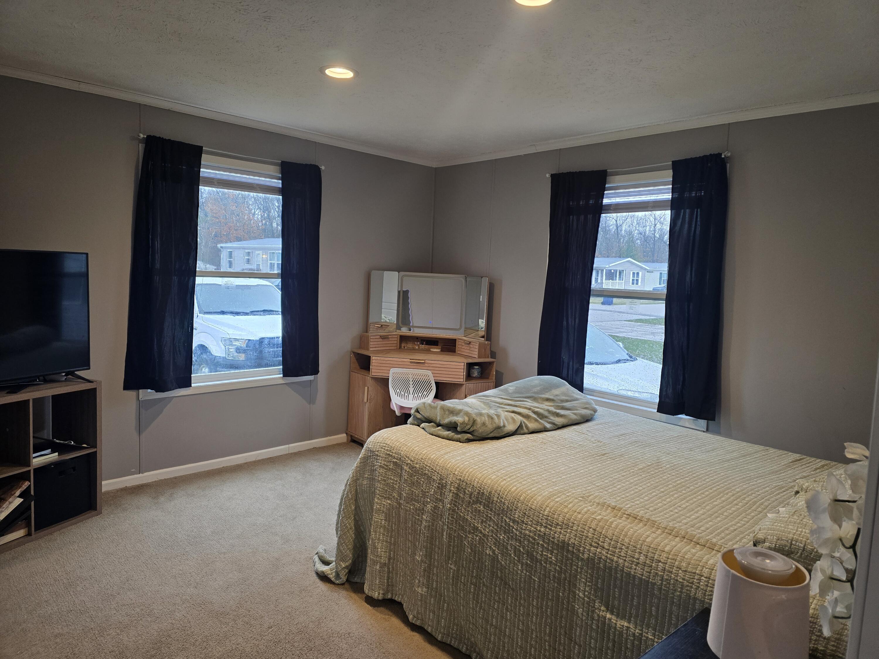 217 Braeburn Drive Muskegon MI 49442