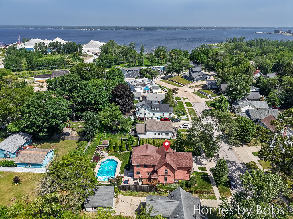 2027 Bourdon Street Muskegon MI 49441