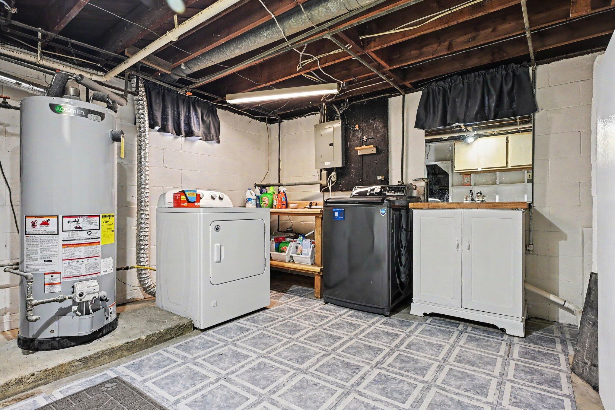 2402 S 3rd Street Niles MI 49120