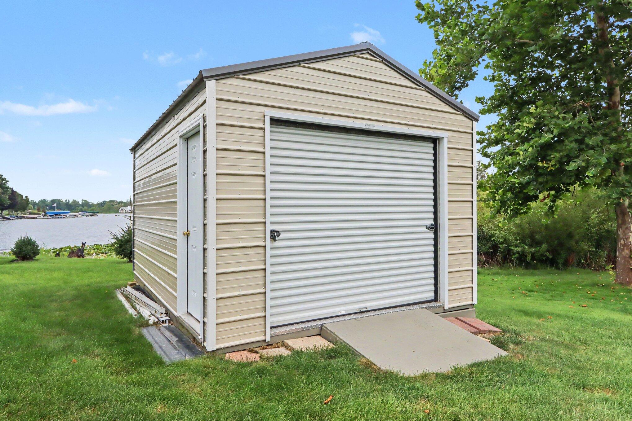 46726 Prospect Drive Decatur MI 49045