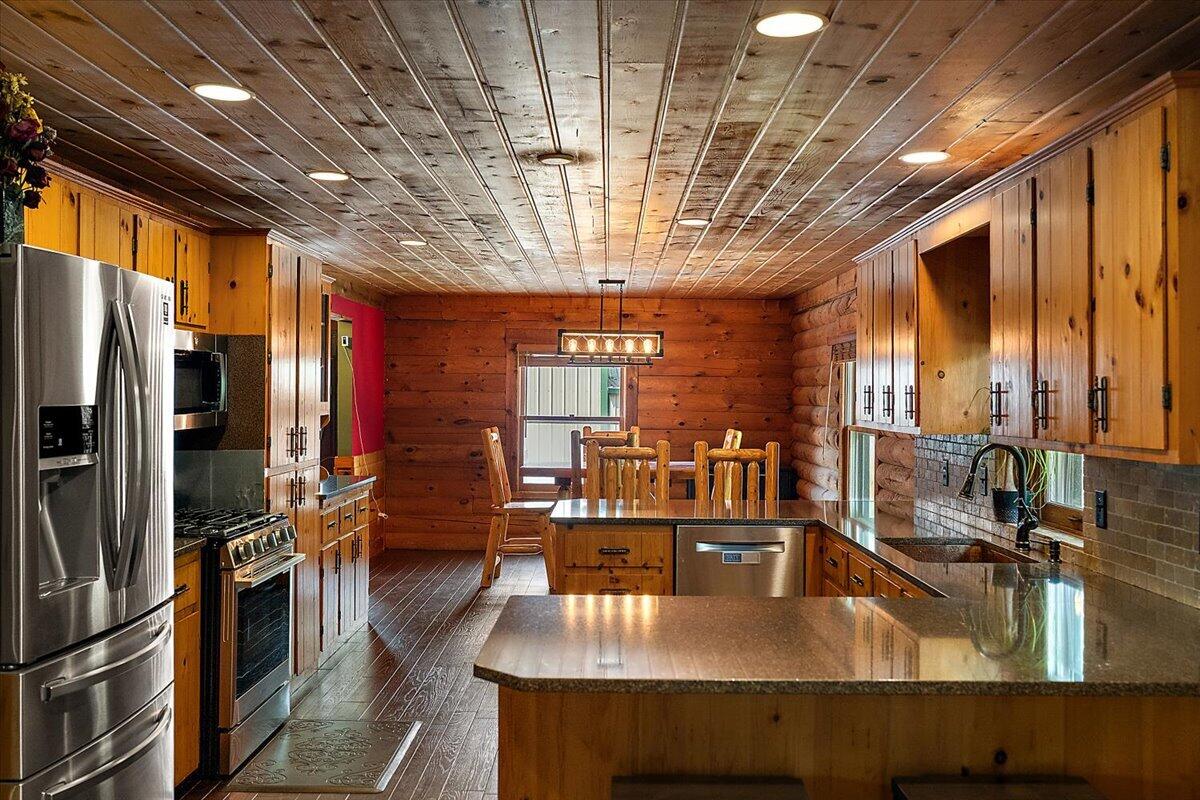 4613 34th Street Zeeland MI 49464