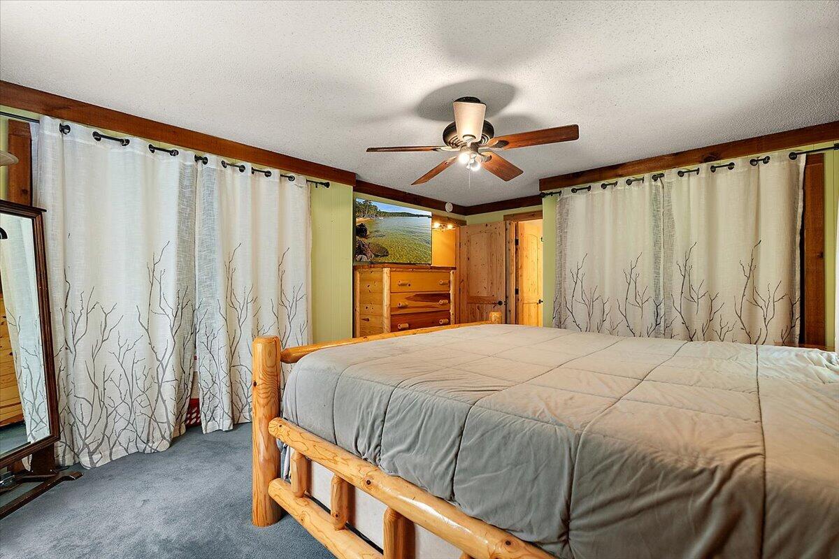 4613 34th Street Zeeland MI 49464
