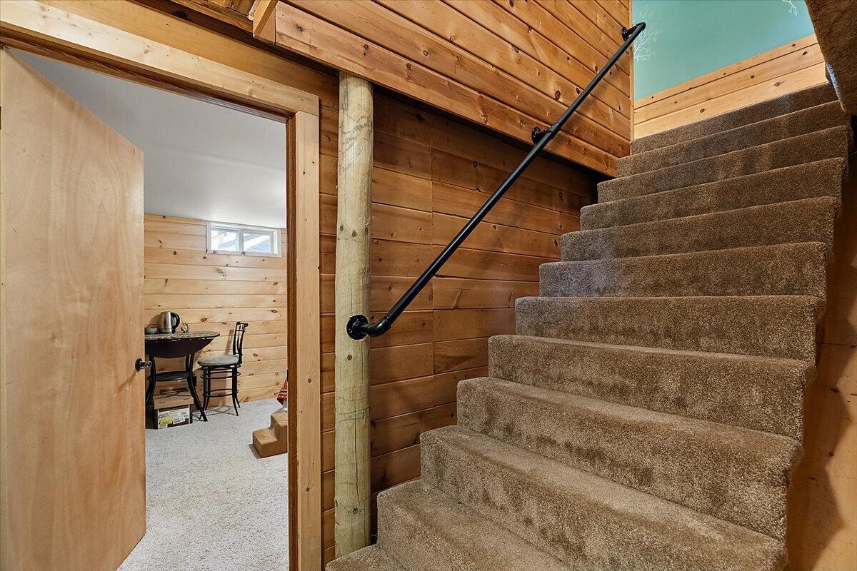 4613 34th Street Zeeland MI 49464