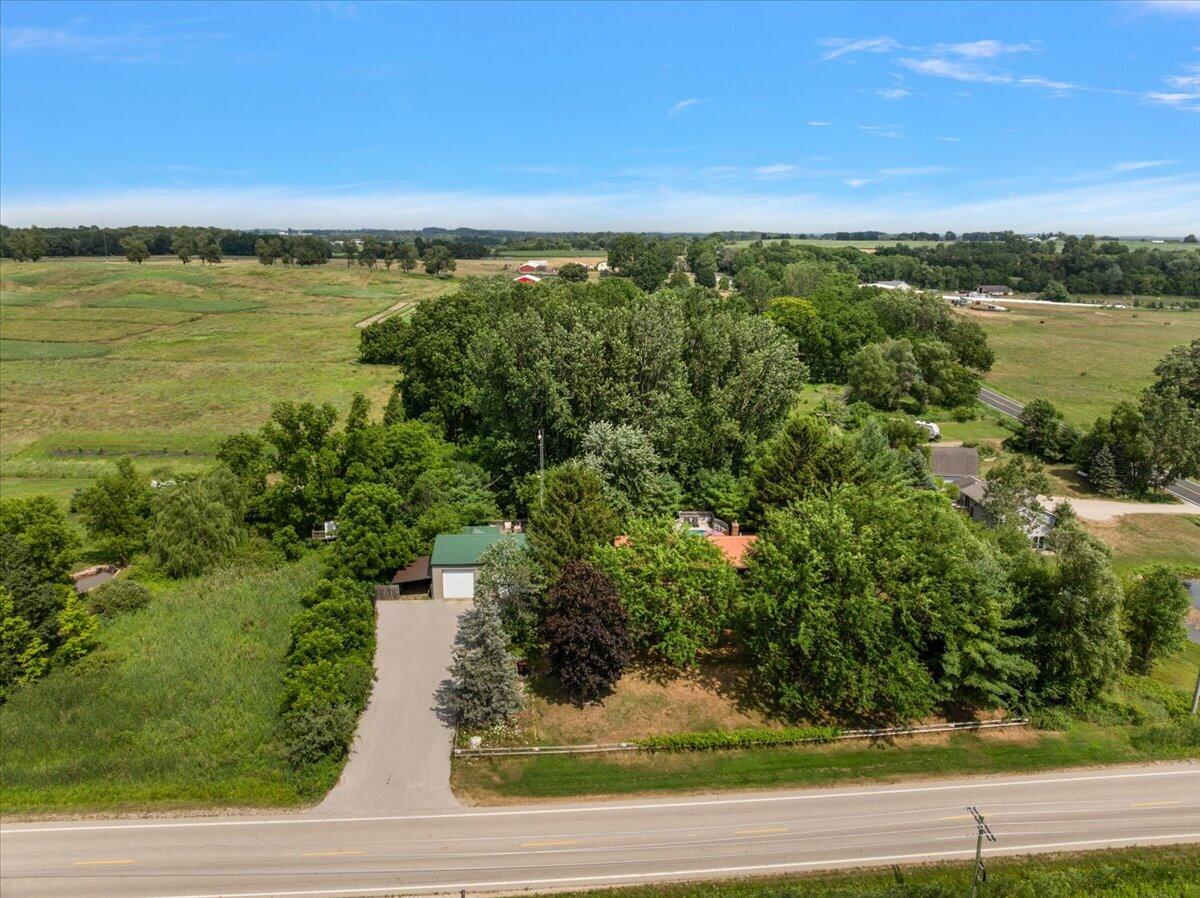 4613 34th Street Zeeland MI 49464