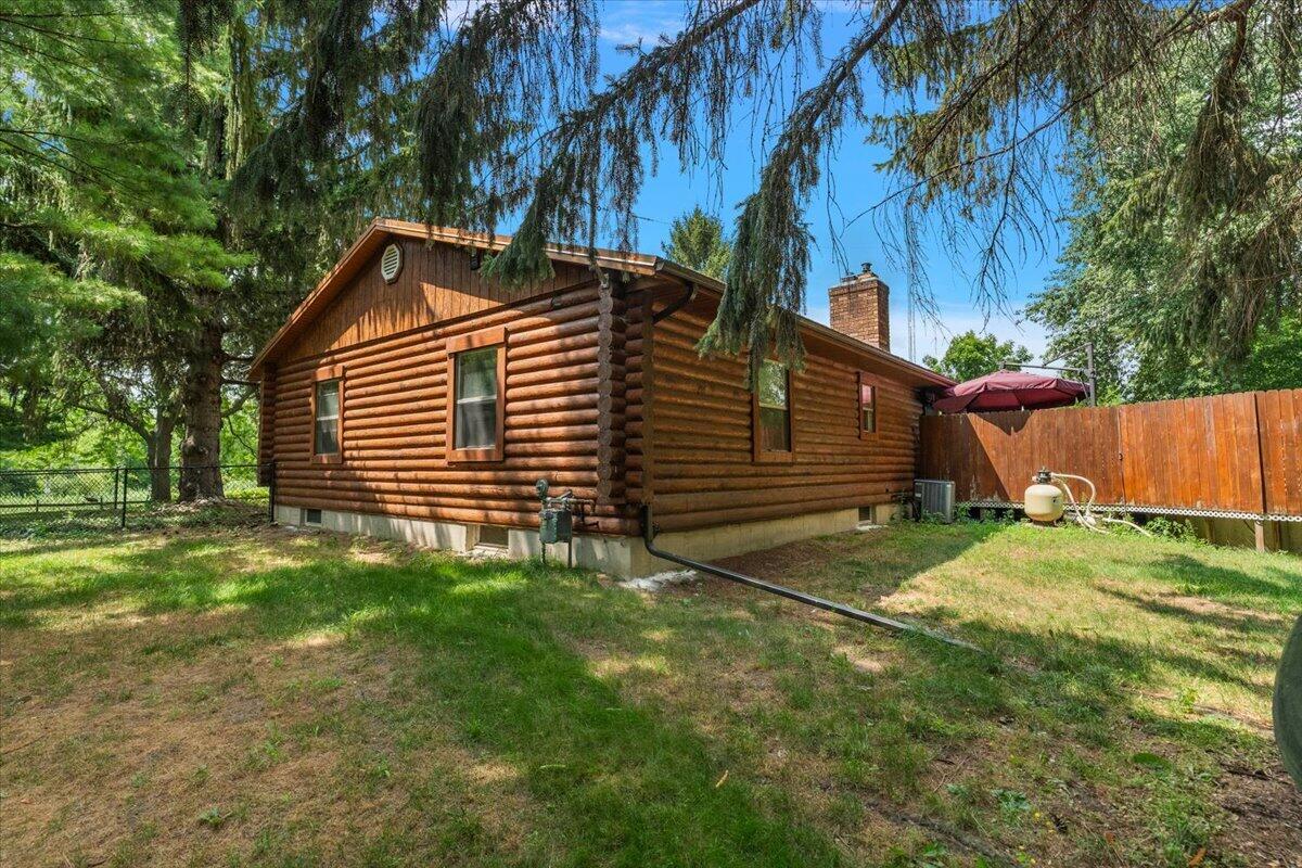 4613 34th Street Zeeland MI 49464