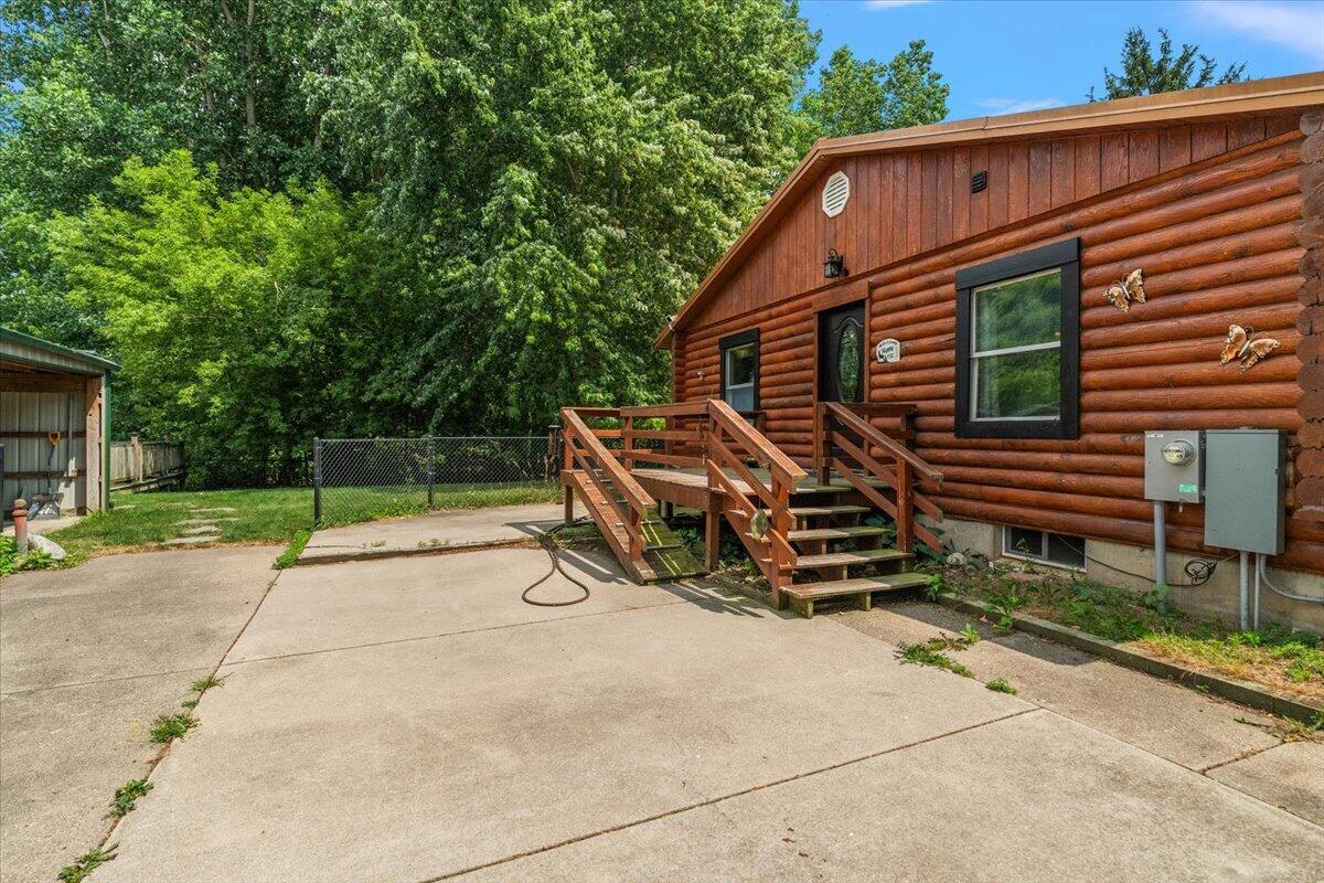 4613 34th Street Zeeland MI 49464