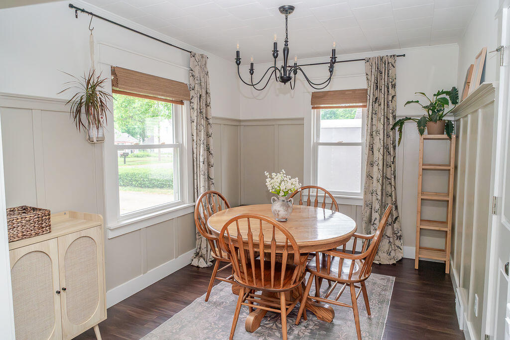 420 Oakhurst Avenue Kalamazoo MI 49001