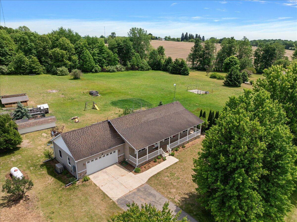 2171 Walking Horse Lane Allegan MI 49010