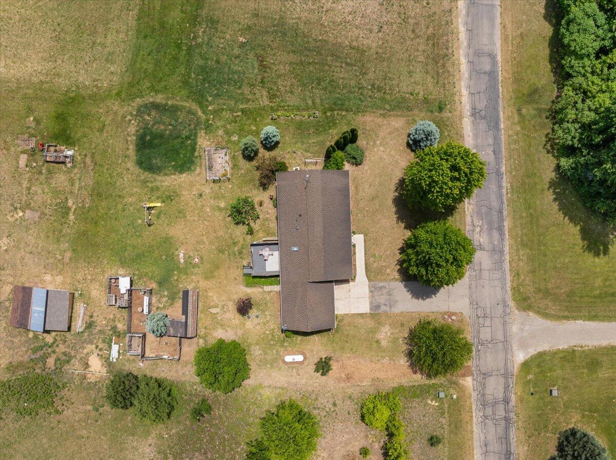 2171 Walking Horse Lane Allegan MI 49010