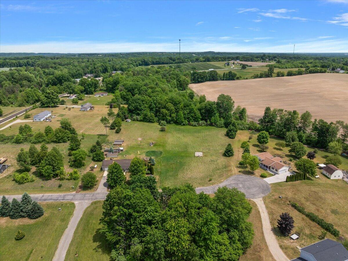 2171 Walking Horse Lane Allegan MI 49010