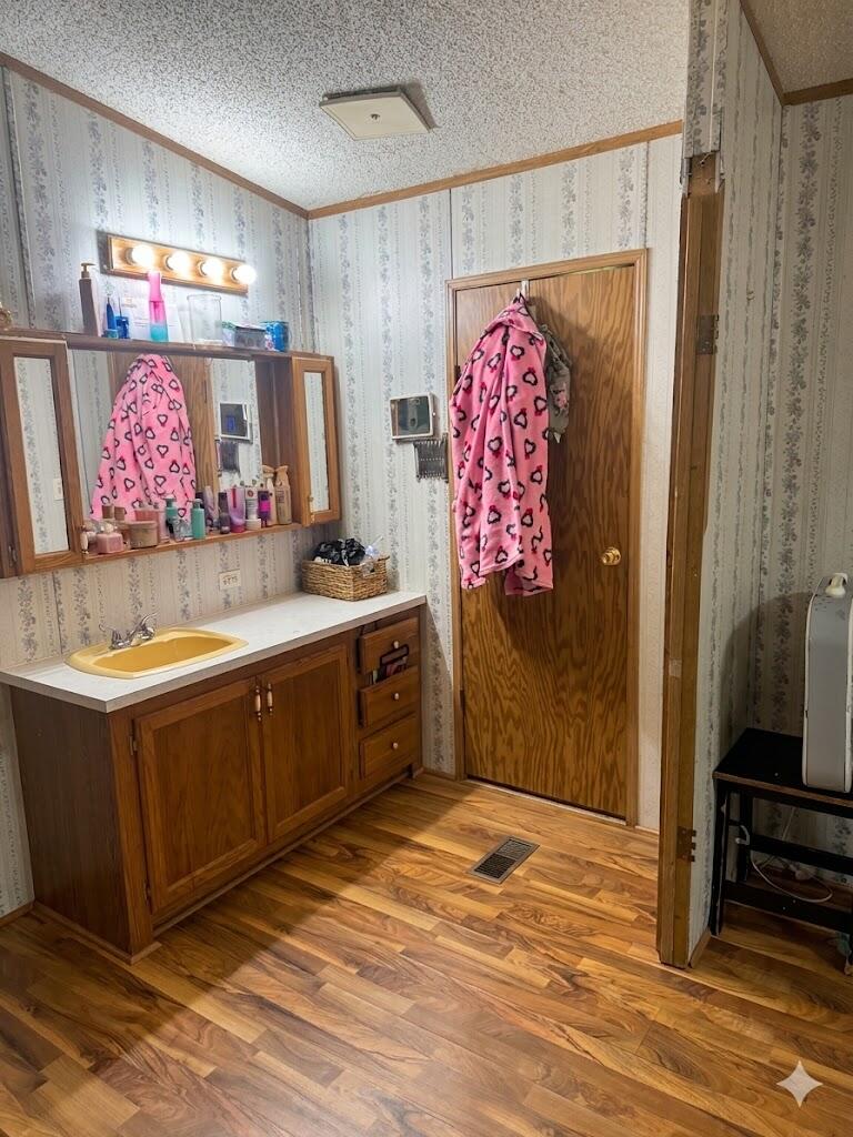 170 Tewksbury Drive SW Grand Rapids MI 49548