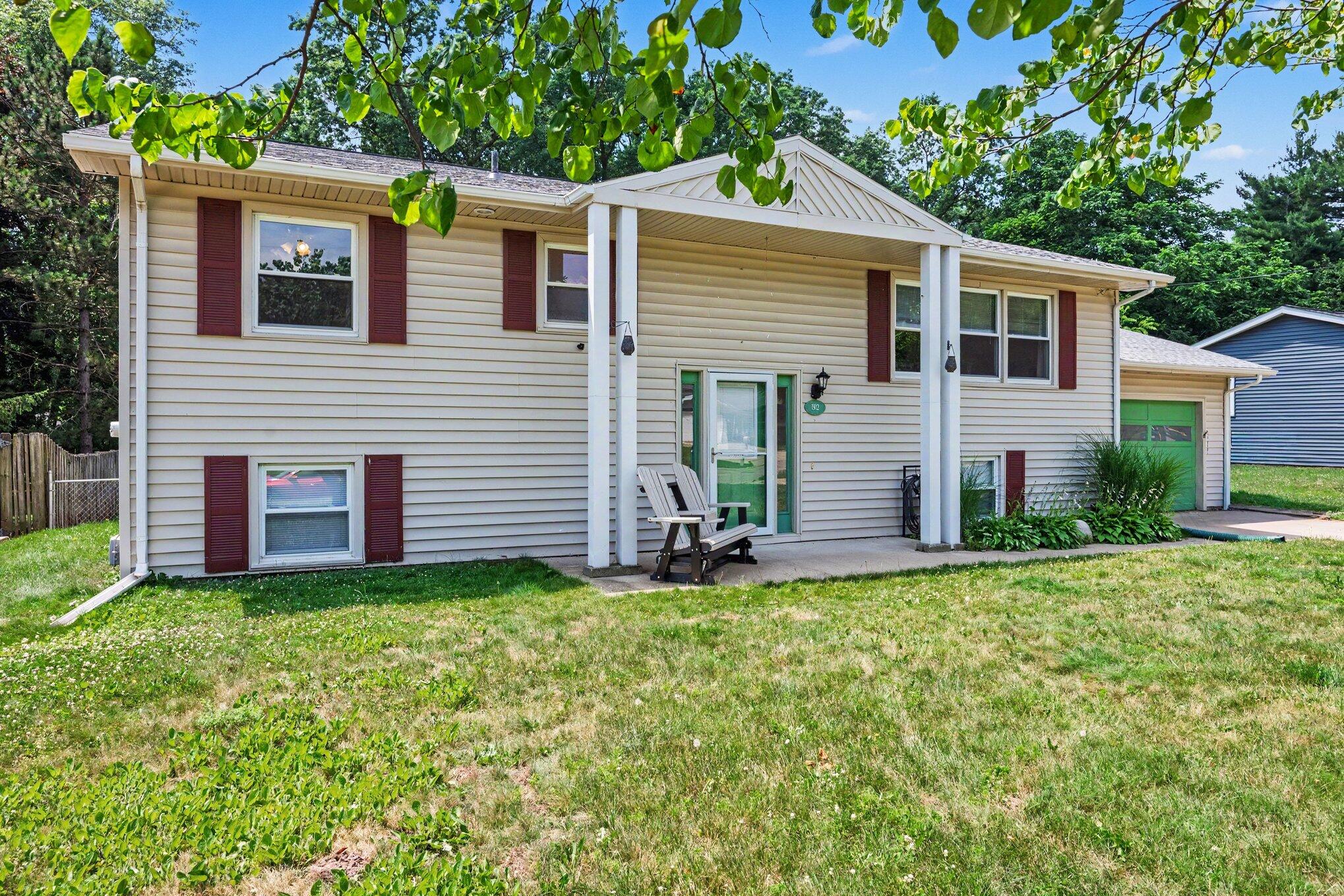 1912 Lauralwood Avenue Portage MI 49002