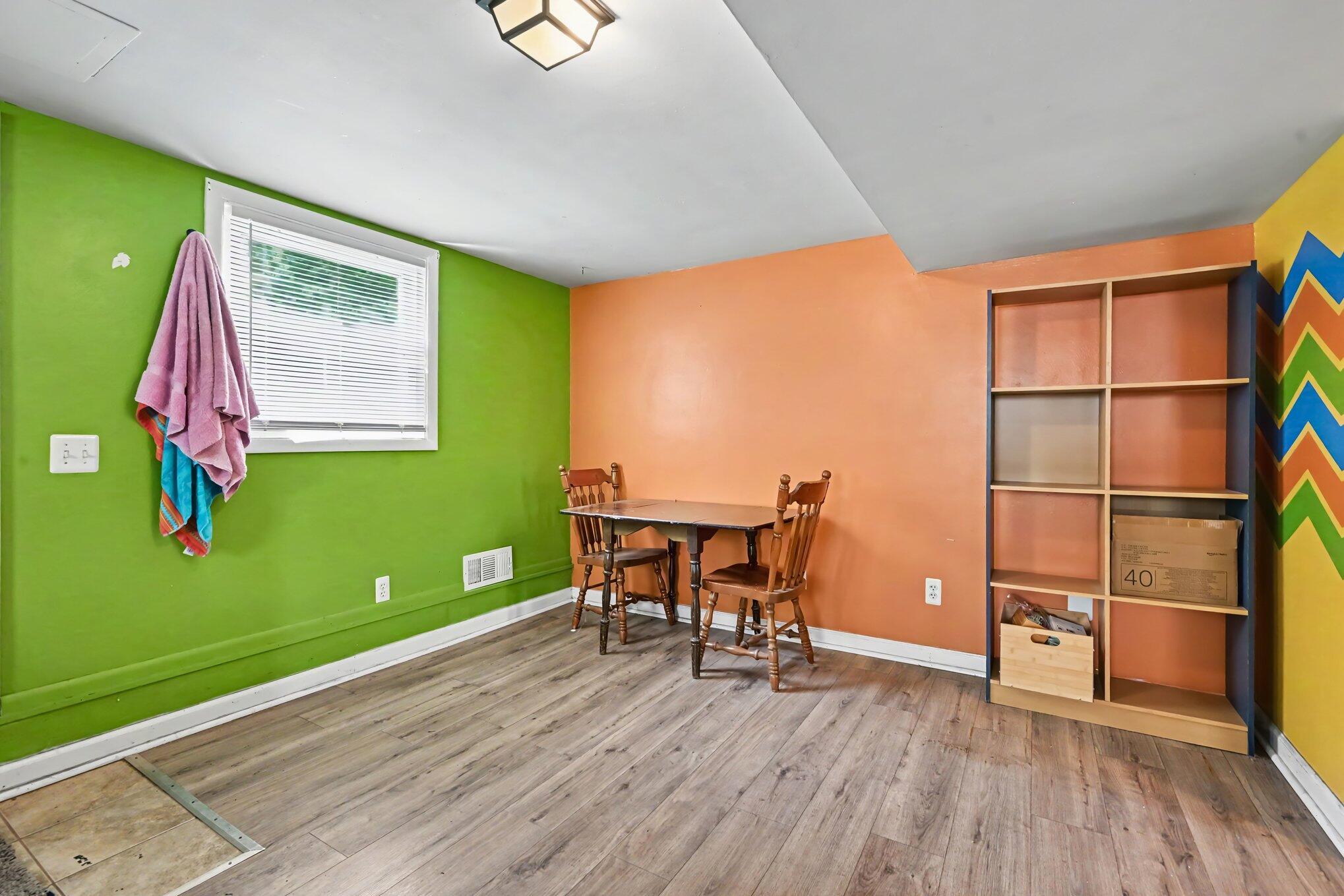 1912 Lauralwood Avenue Portage MI 49002
