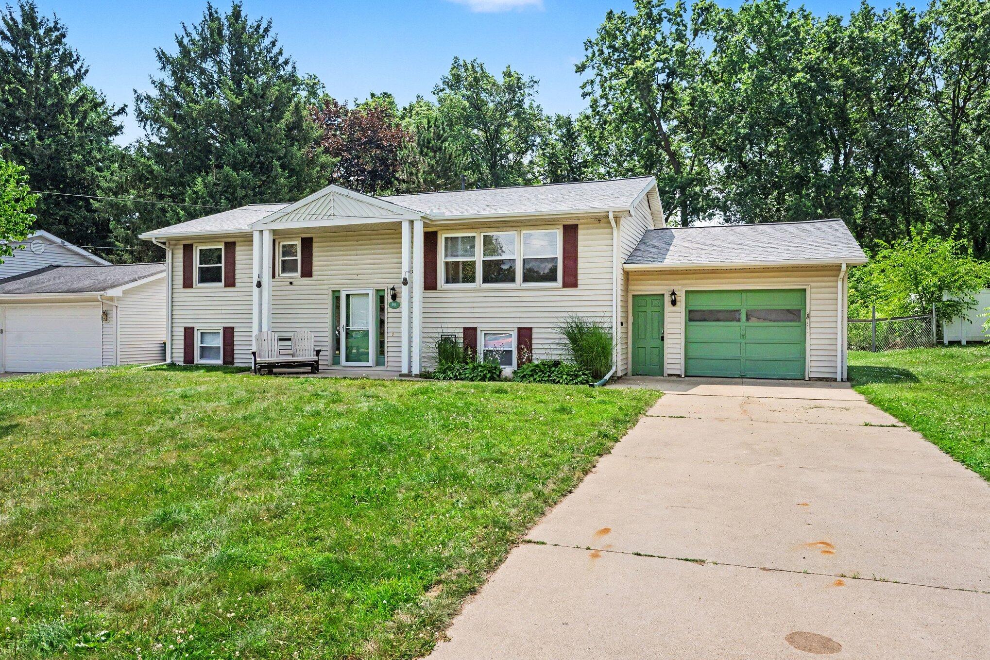 1912 Lauralwood Avenue Portage MI 49002