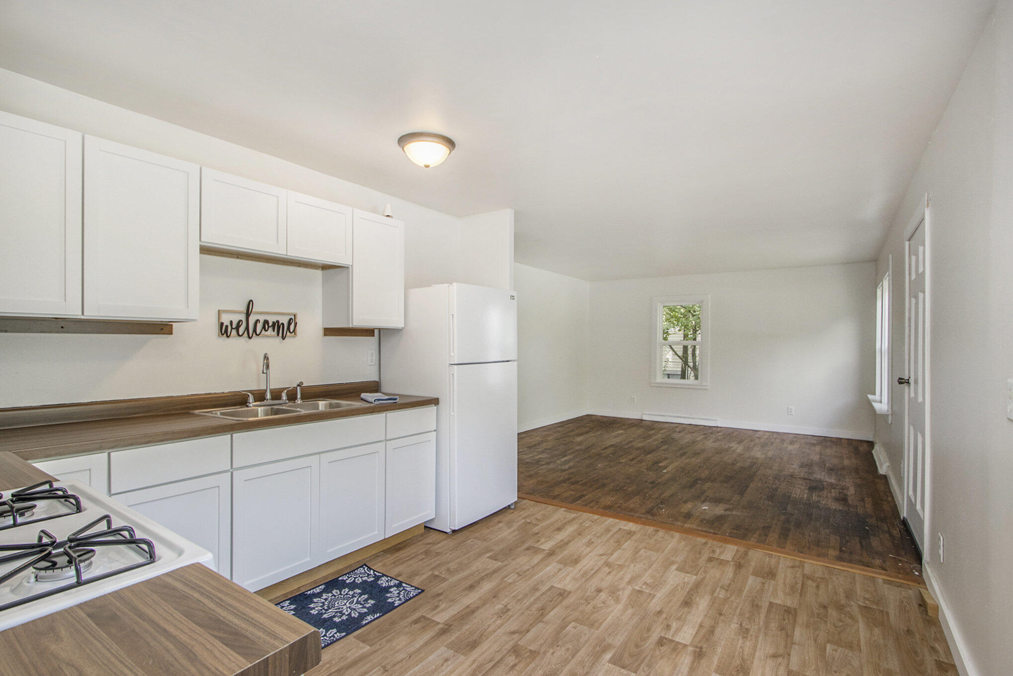 1042 E Mosel Avenue Kalamazoo MI 49004