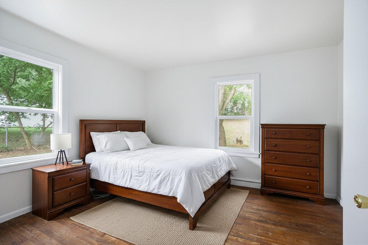 1042 E Mosel Avenue Kalamazoo MI 49004