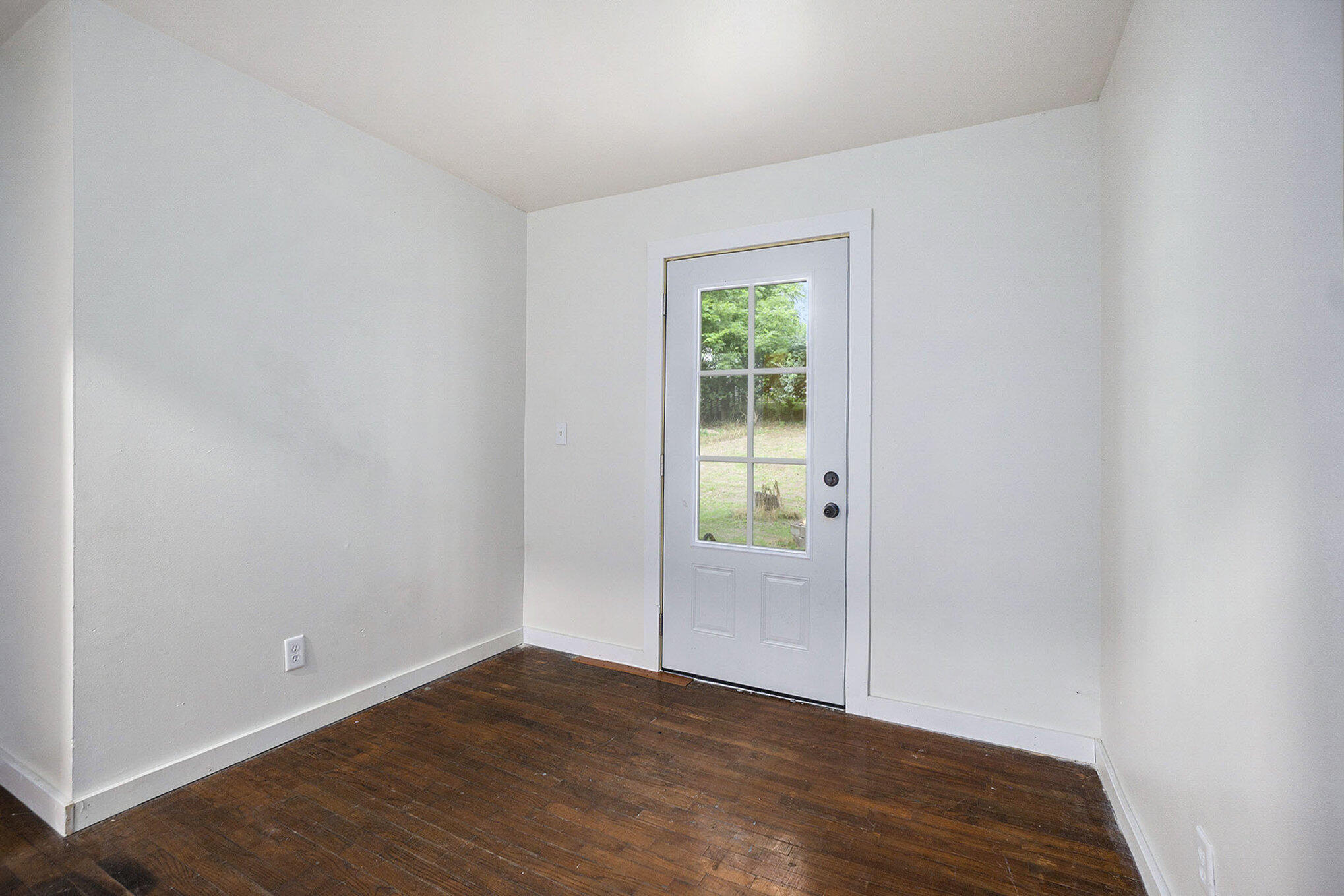 1042 E Mosel Avenue Kalamazoo MI 49004