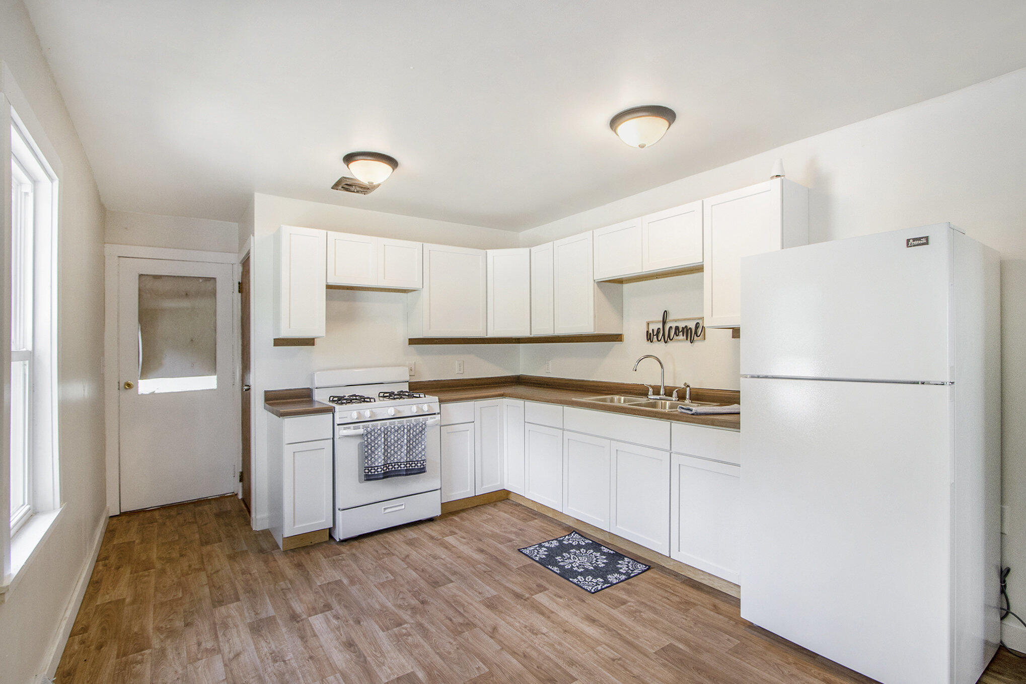 1042 E Mosel Avenue Kalamazoo MI 49004