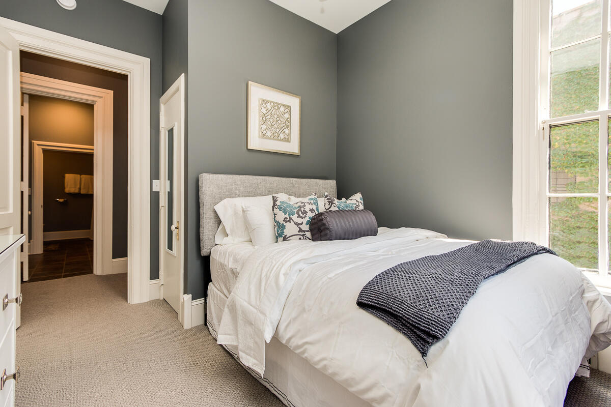 22 Jefferson Avenue SE Grand Rapids MI 49503