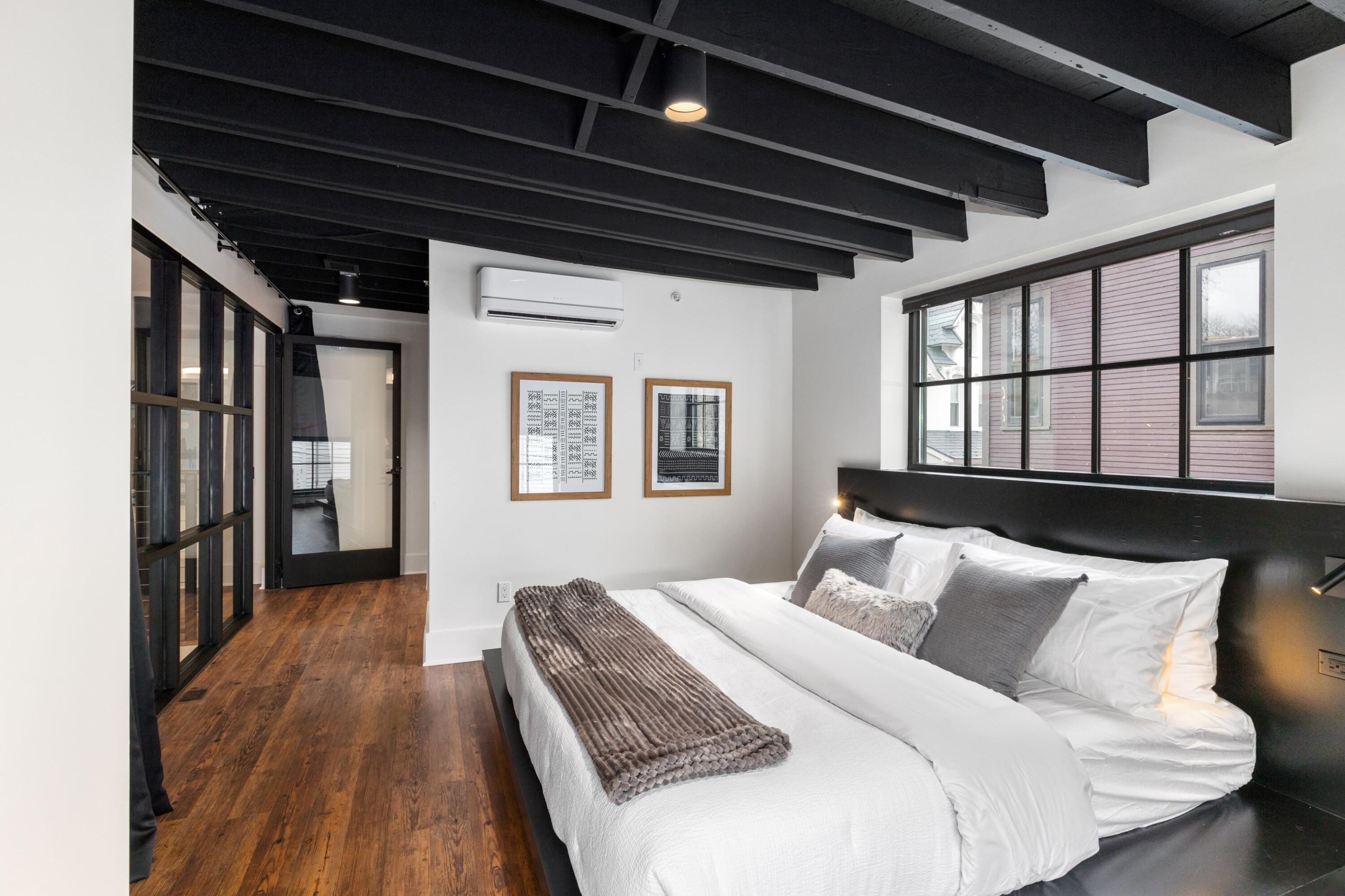 22 Jefferson Avenue SE Grand Rapids MI 49503