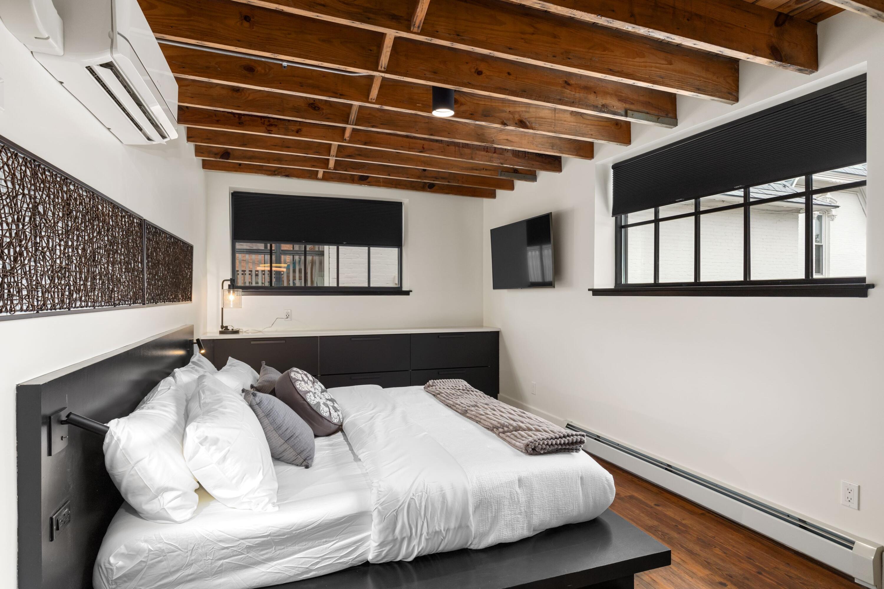 22 Jefferson Avenue SE Grand Rapids MI 49503