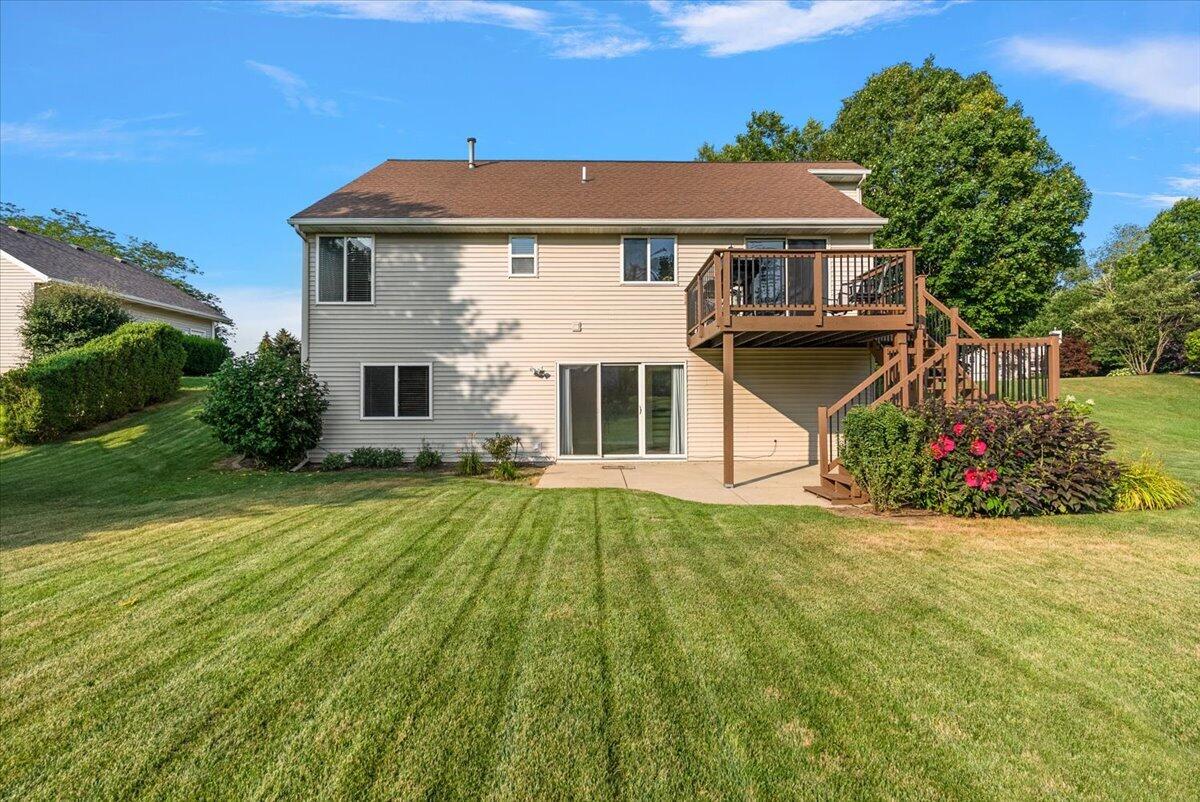 312 Sand Castle Drive Holland MI 49424