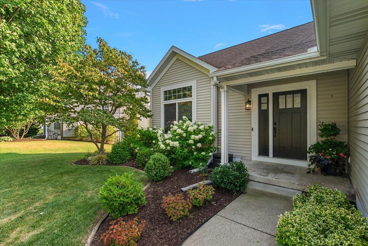 312 Sand Castle Drive Holland MI 49424