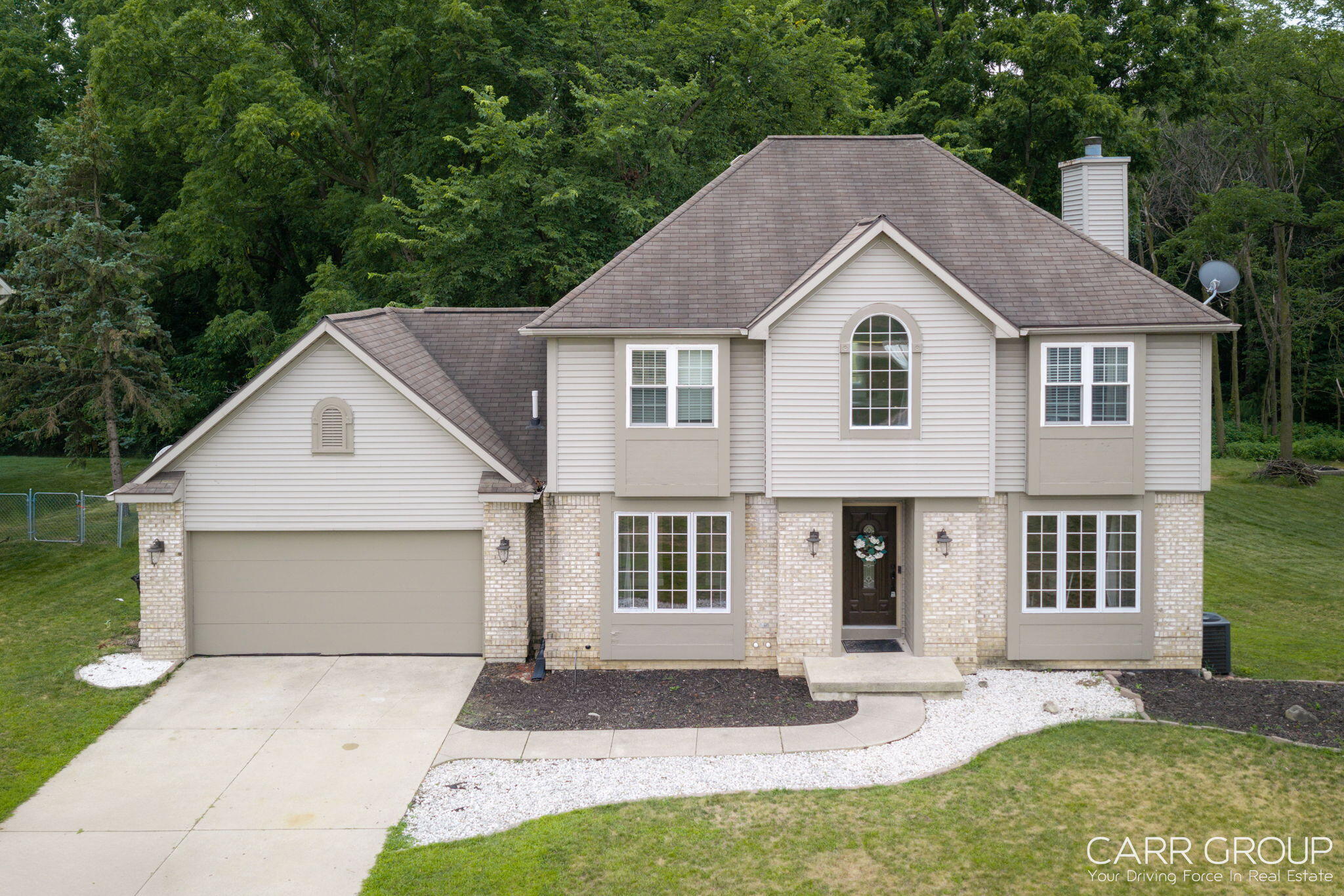 1286 Bentree SE Grand Rapids MI 49508