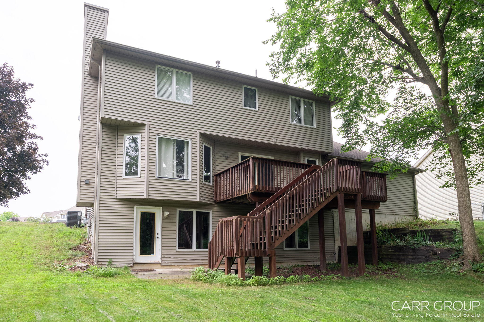 1286 Bentree SE Grand Rapids MI 49508
