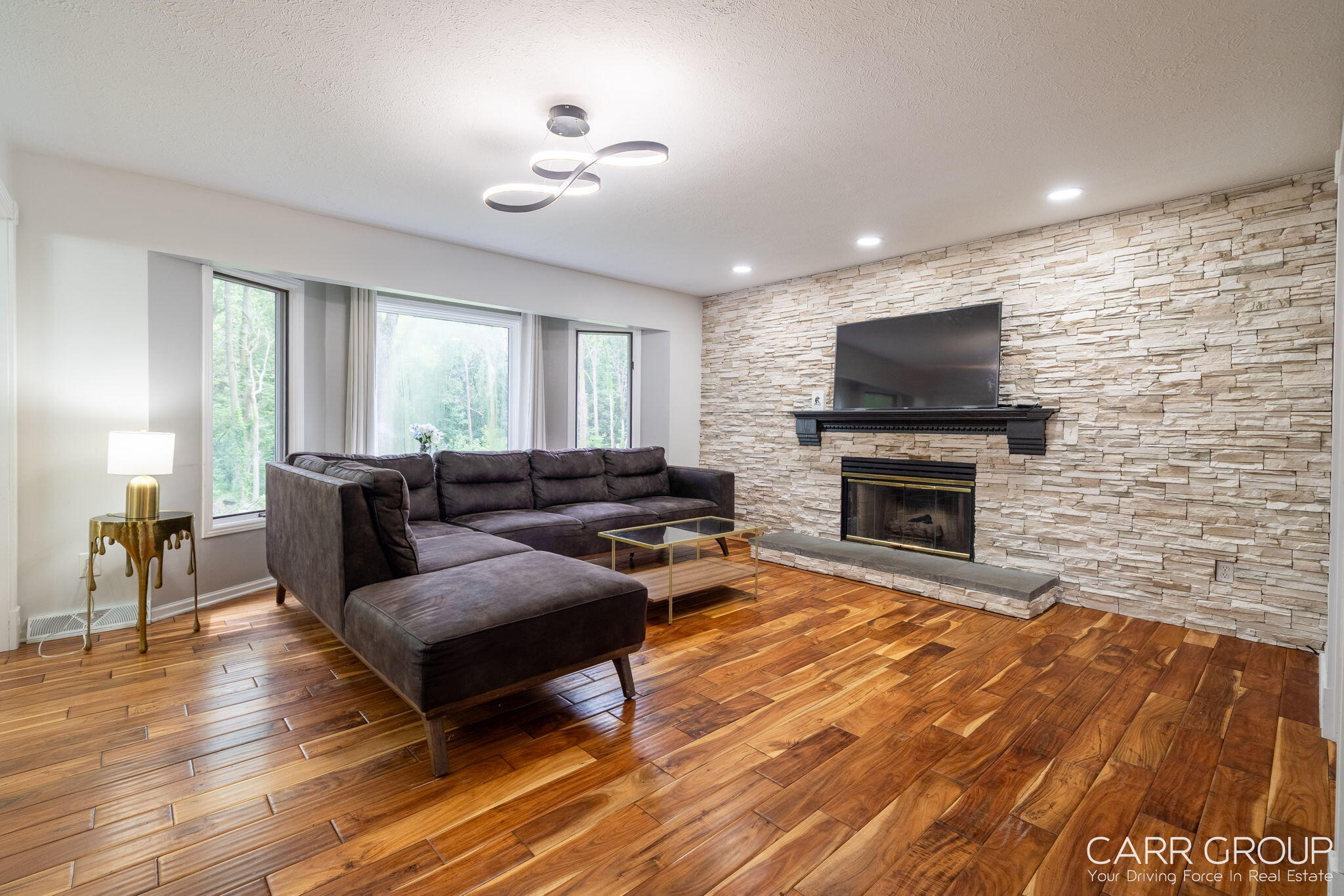 1286 Bentree SE Grand Rapids MI 49508