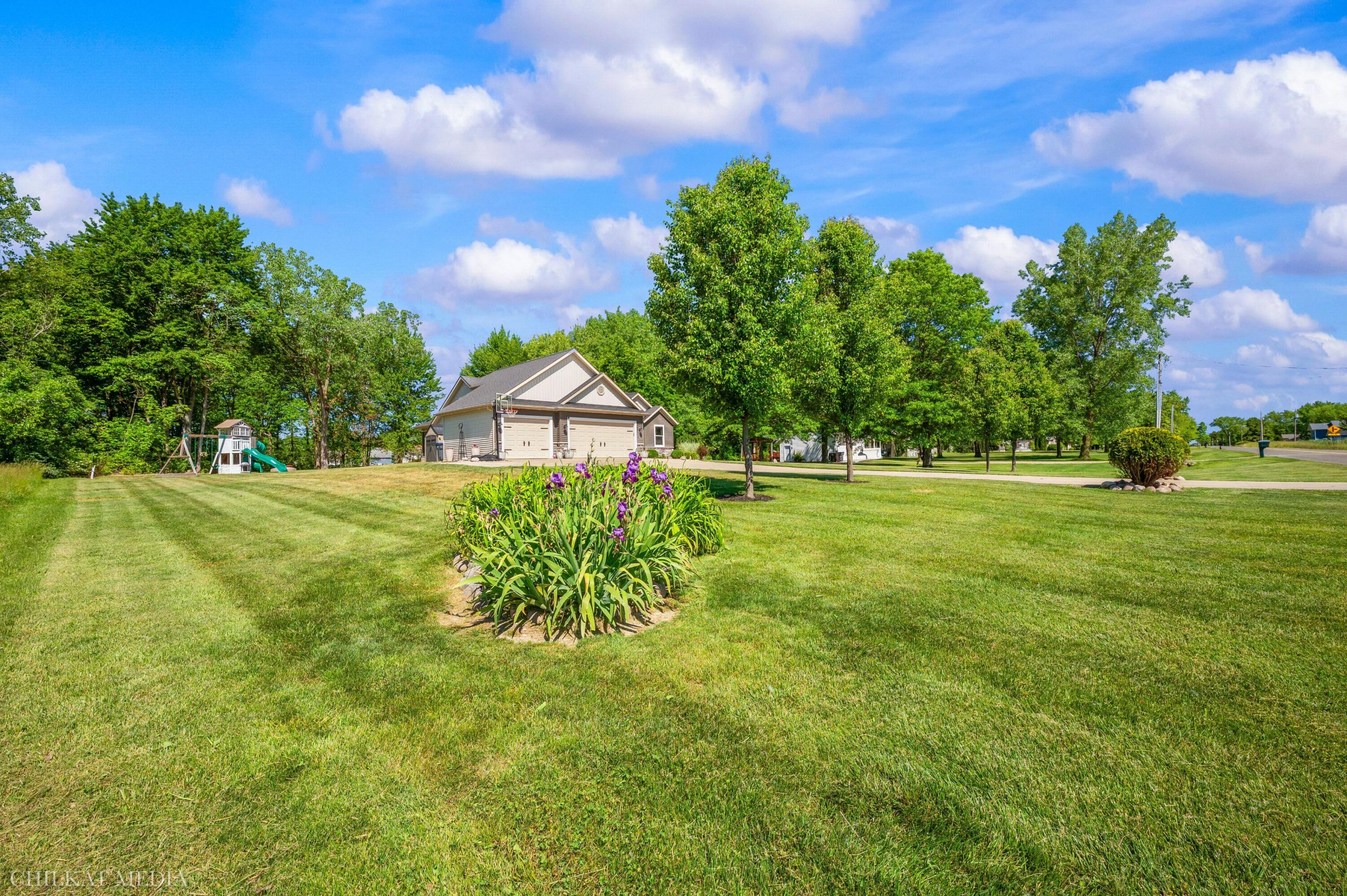 11832 Baldwin Road Bridgman MI 49106