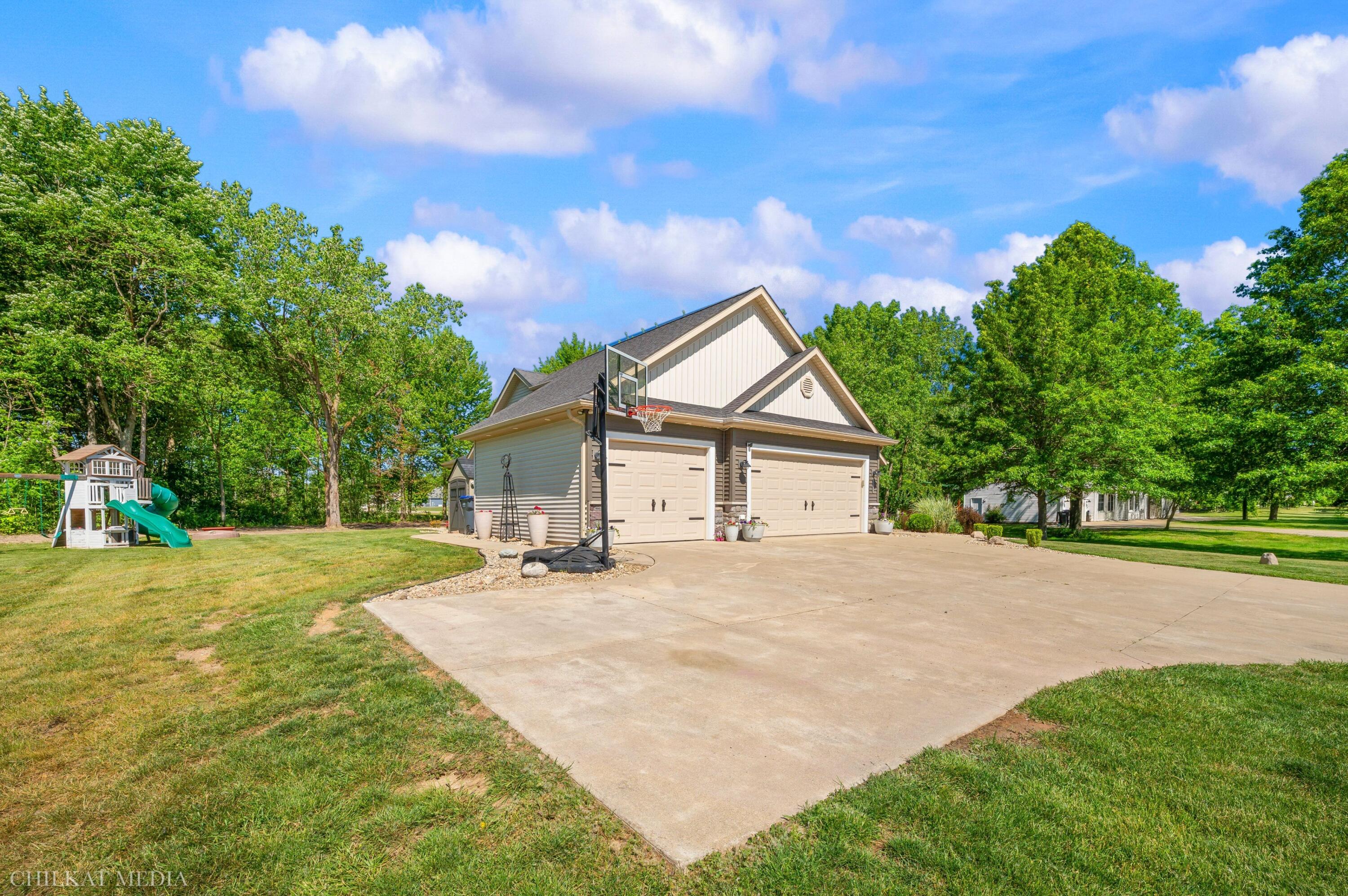 11832 Baldwin Road Bridgman MI 49106