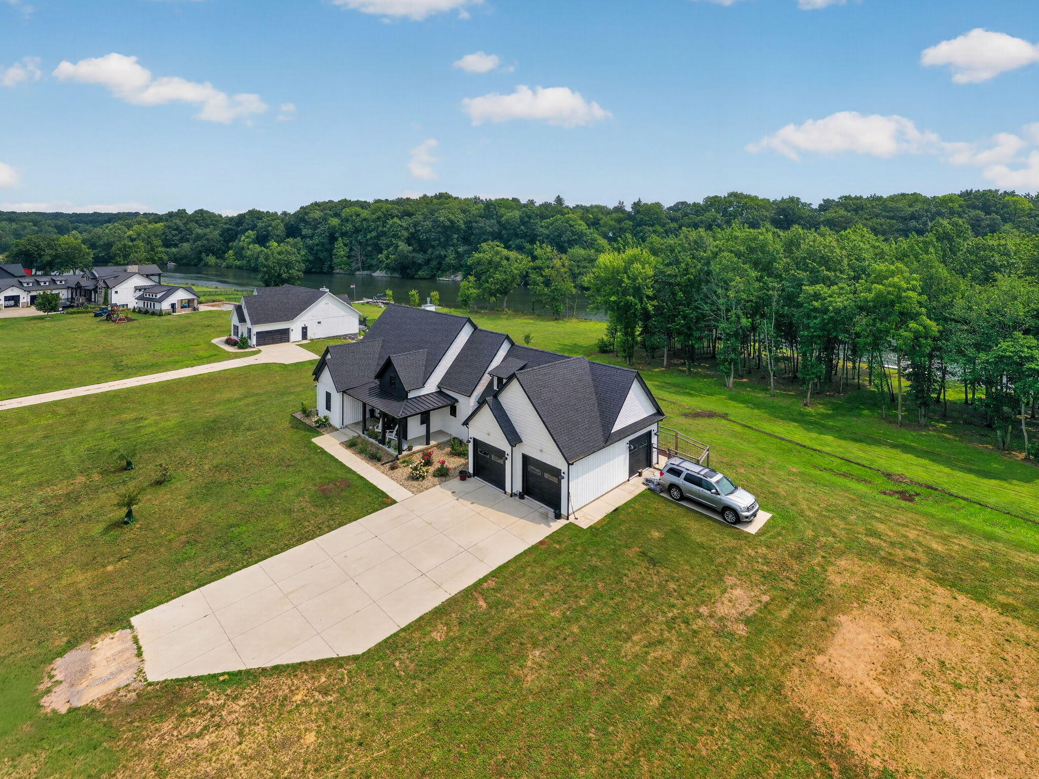 14275 Deer Path Buchanan MI 49107