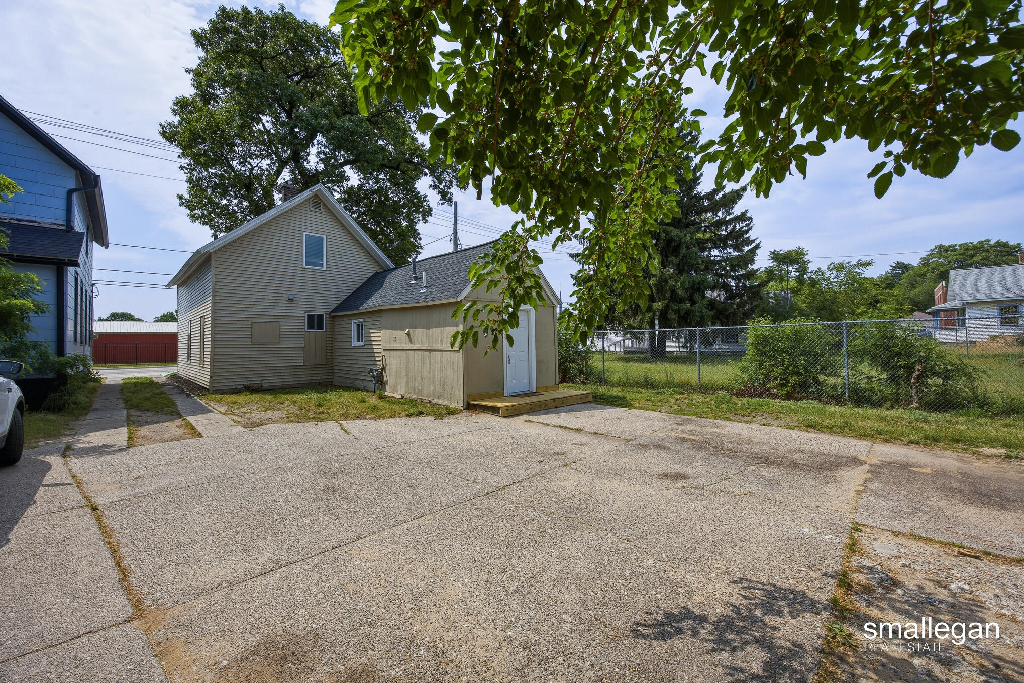 1316 Sanford Street Muskegon MI 49441