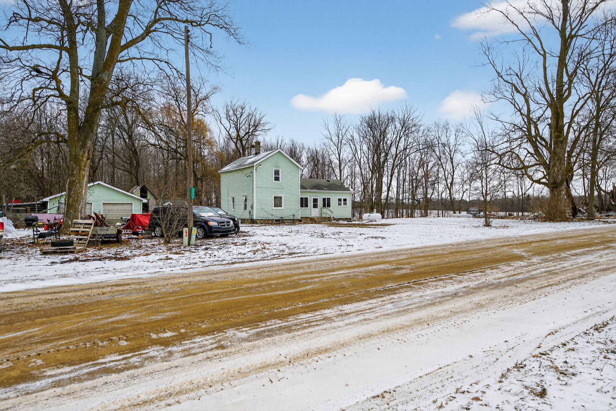 4579 W 110th Avenue Allegan MI 49010