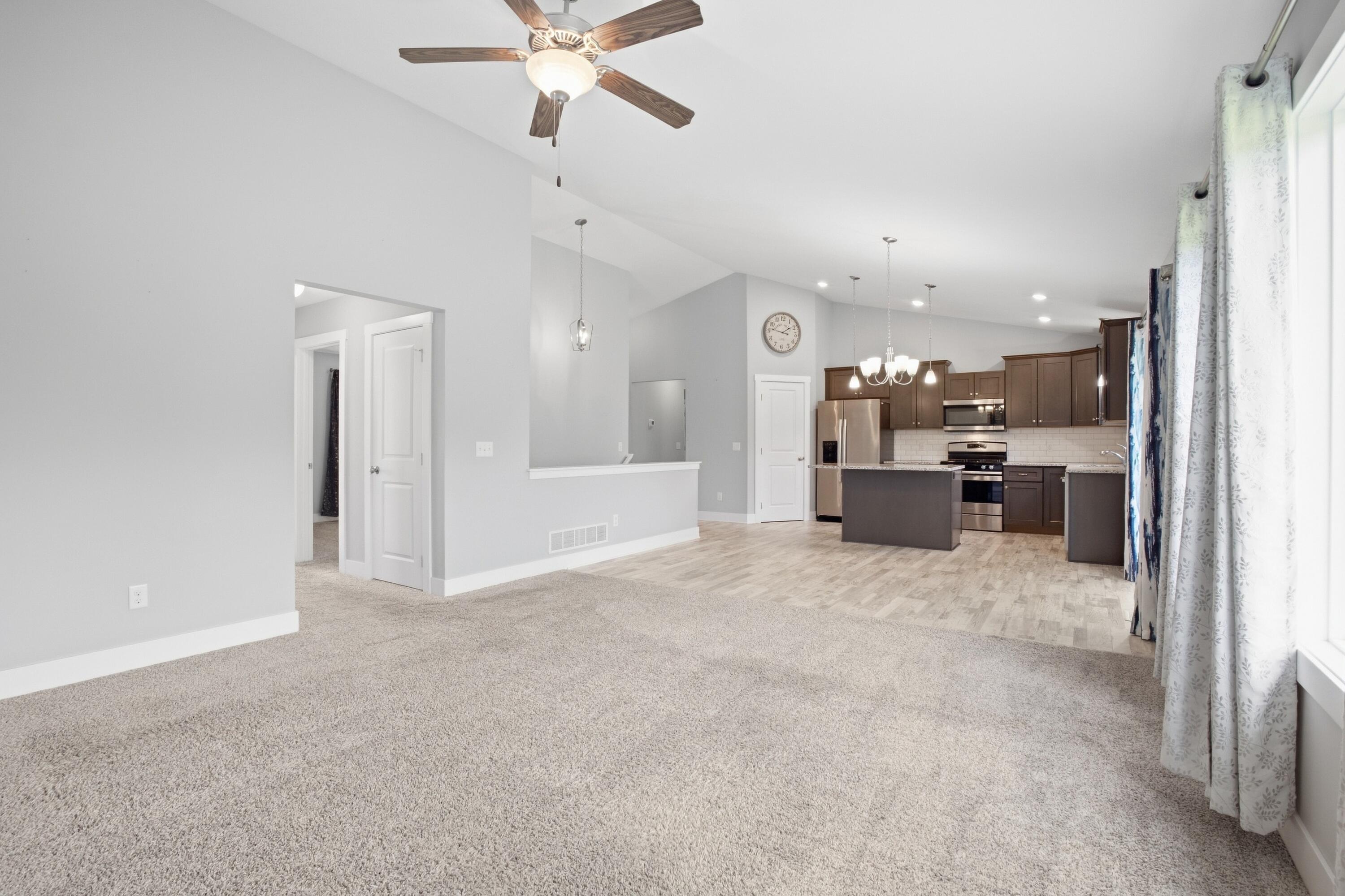 2076 Poplar Court Muskegon MI 49445