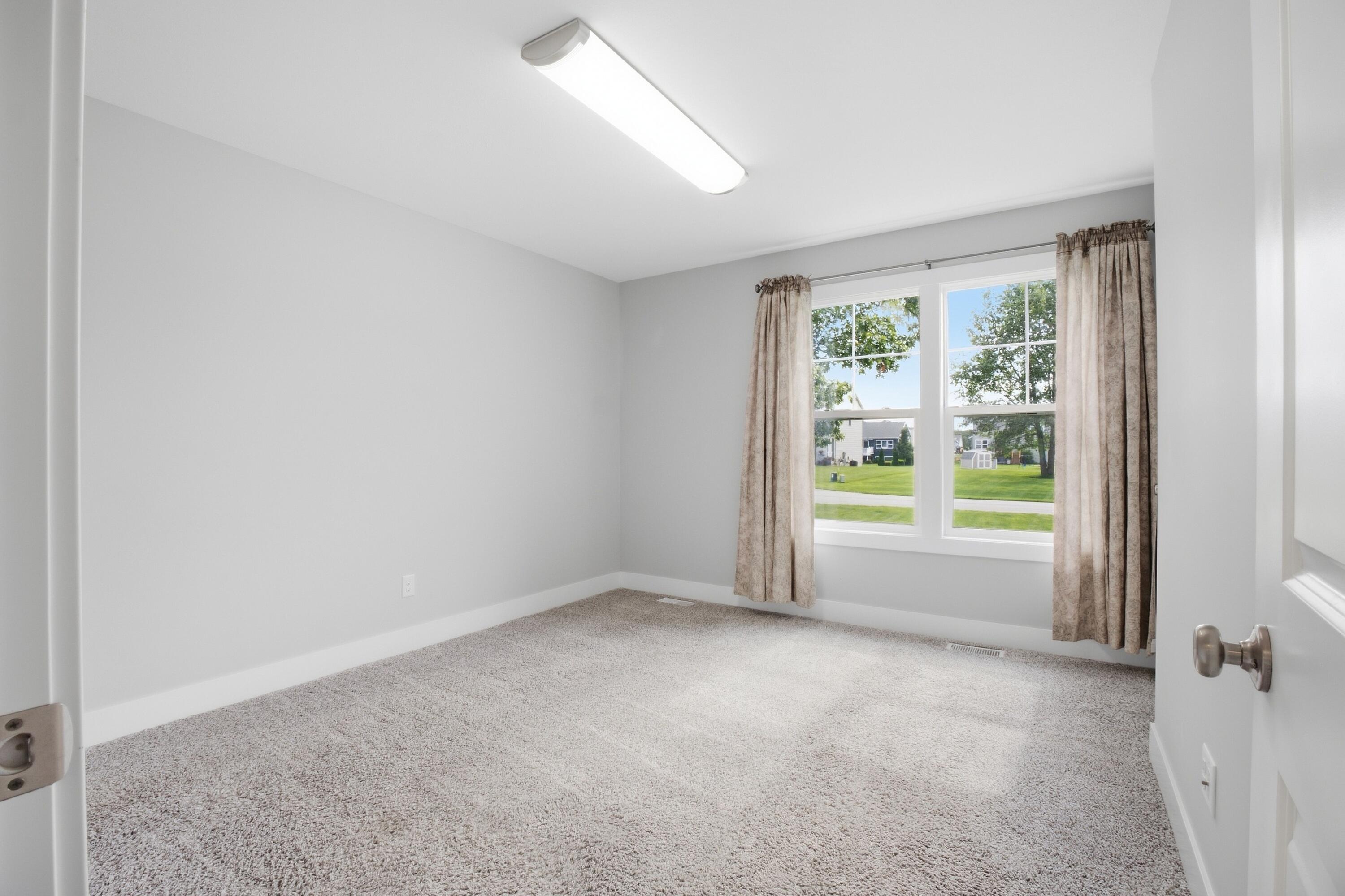 2076 Poplar Court Muskegon MI 49445