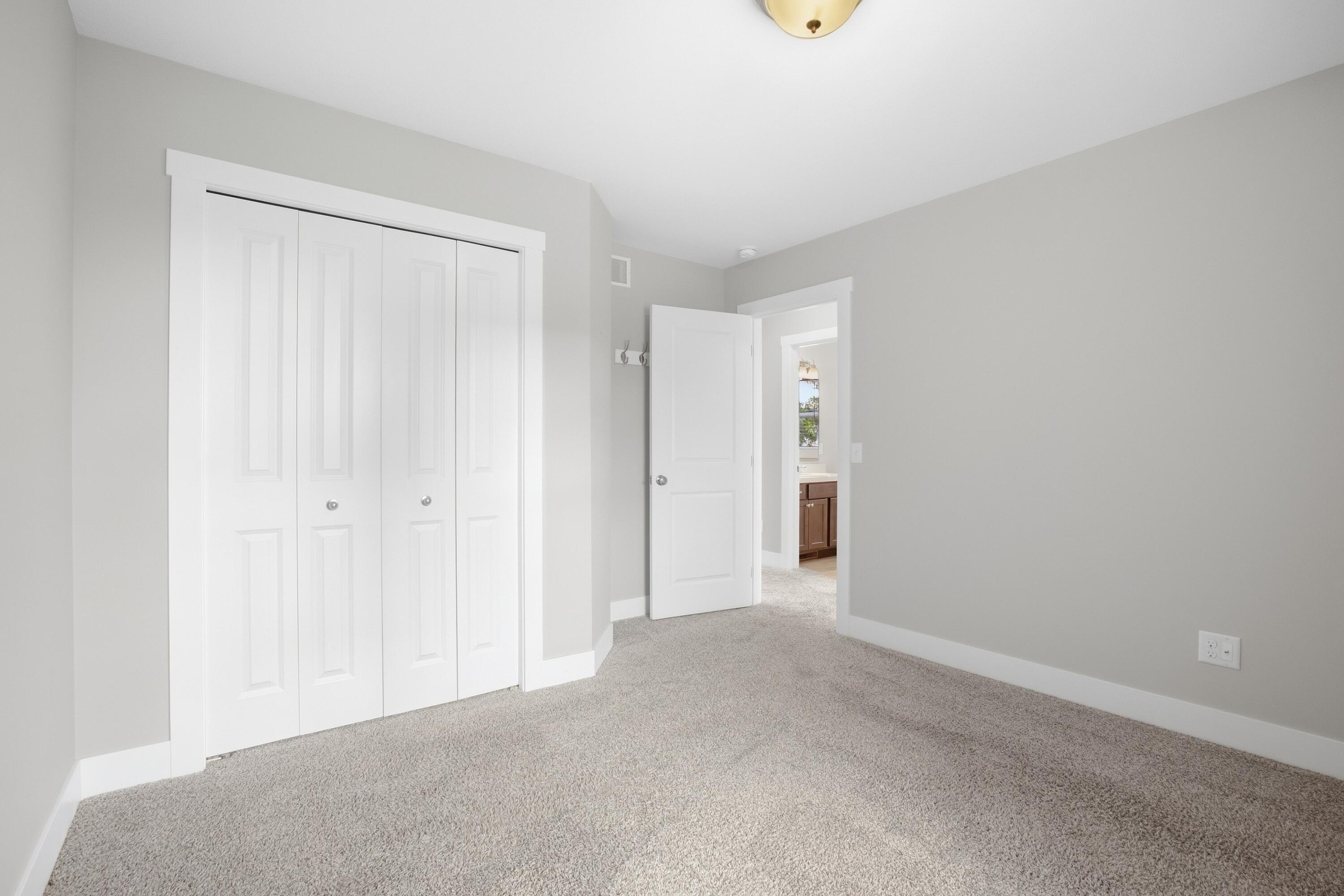 2076 Poplar Court Muskegon MI 49445