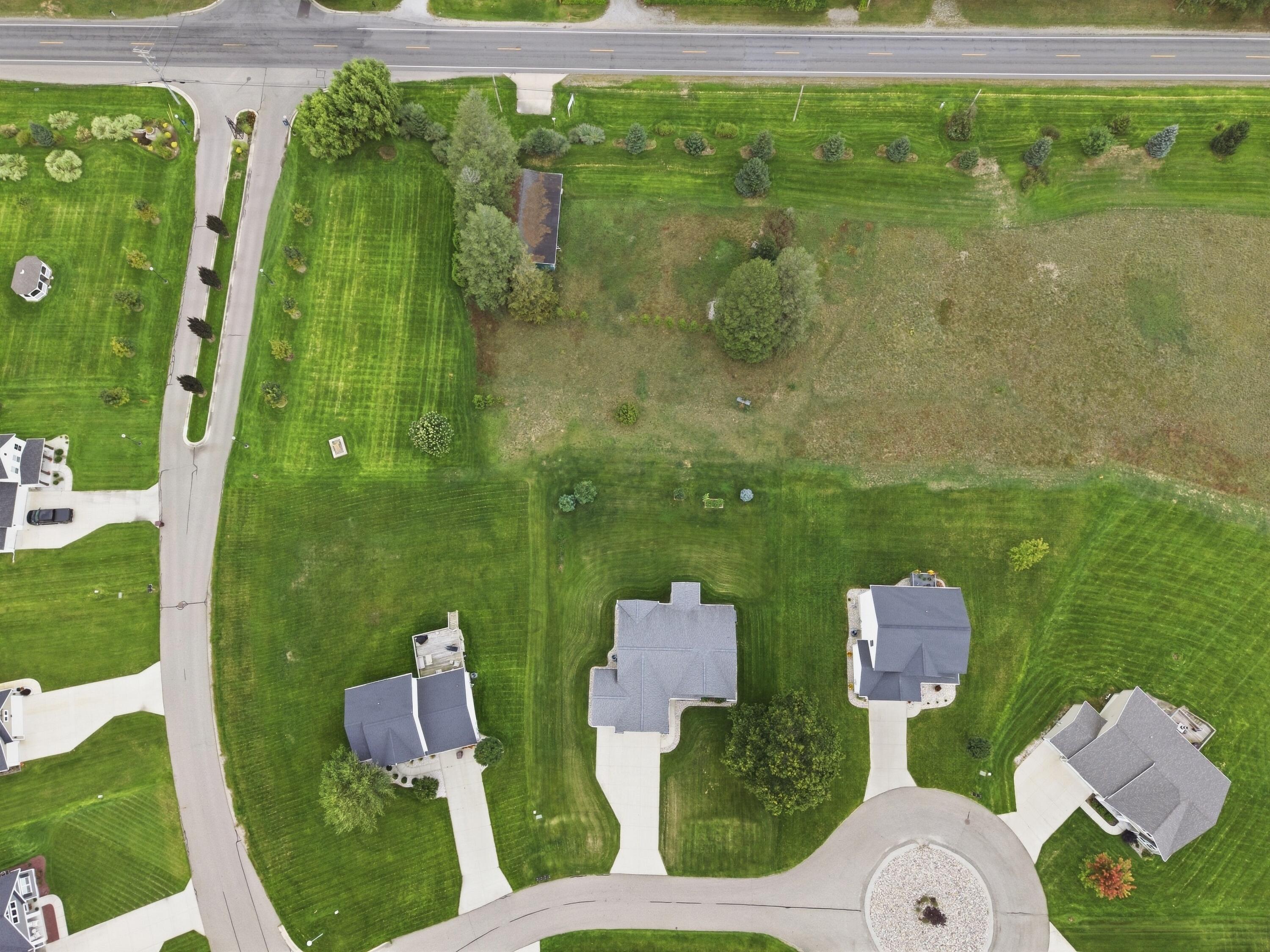 2076 Poplar Court Muskegon MI 49445