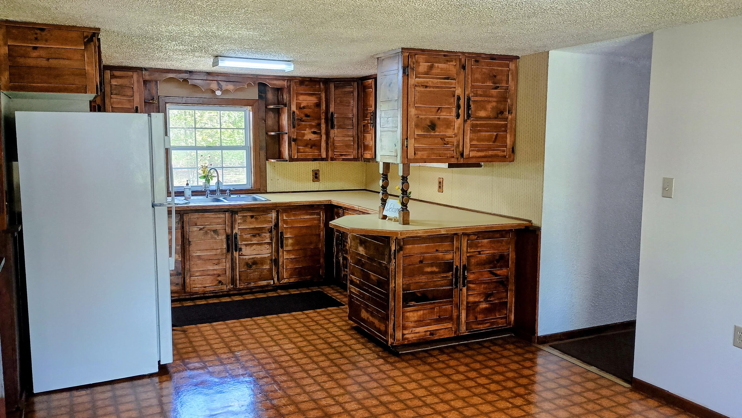 6816 W Victory Drive Ludington MI 49431