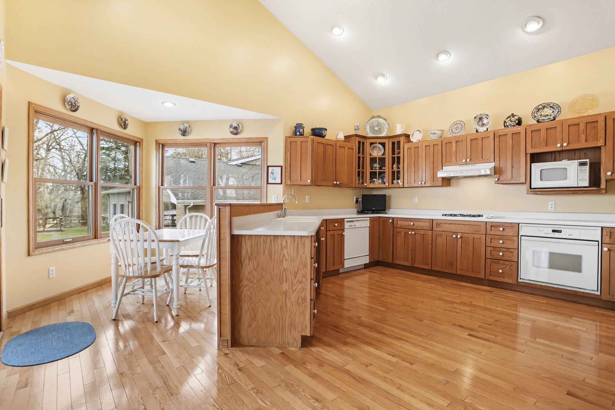9895 Lakeview Drive Berrien Springs MI 49103