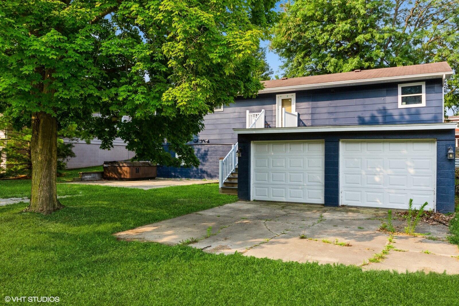 221 S Whittaker Street New Buffalo MI 49117