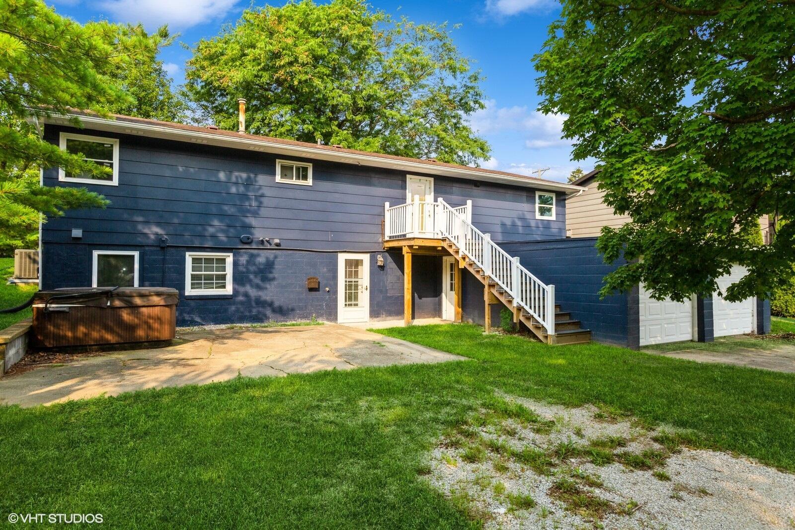 221 S Whittaker Street New Buffalo MI 49117