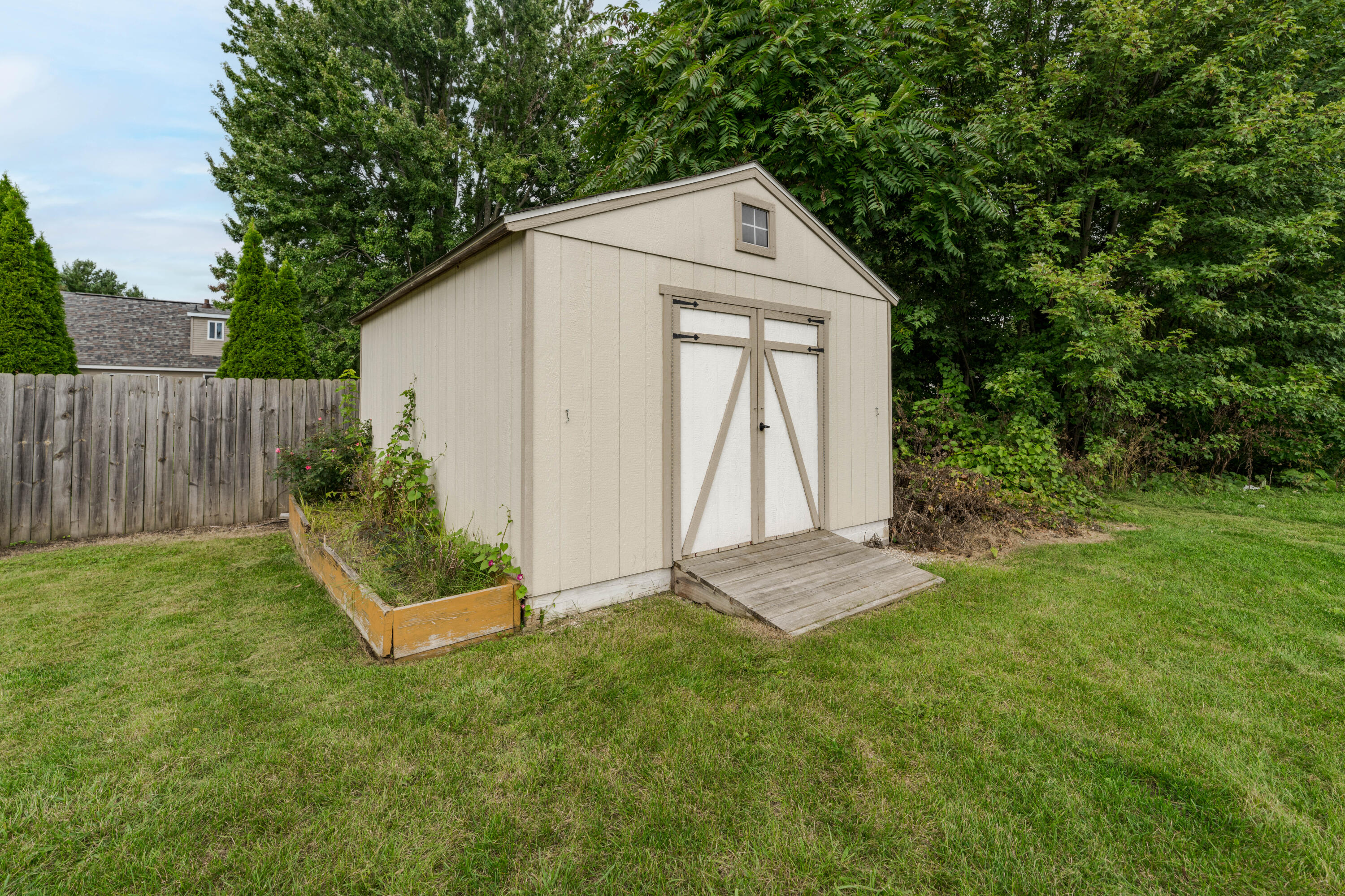 2303 Sagebrush Street Kalamazoo MI 49006