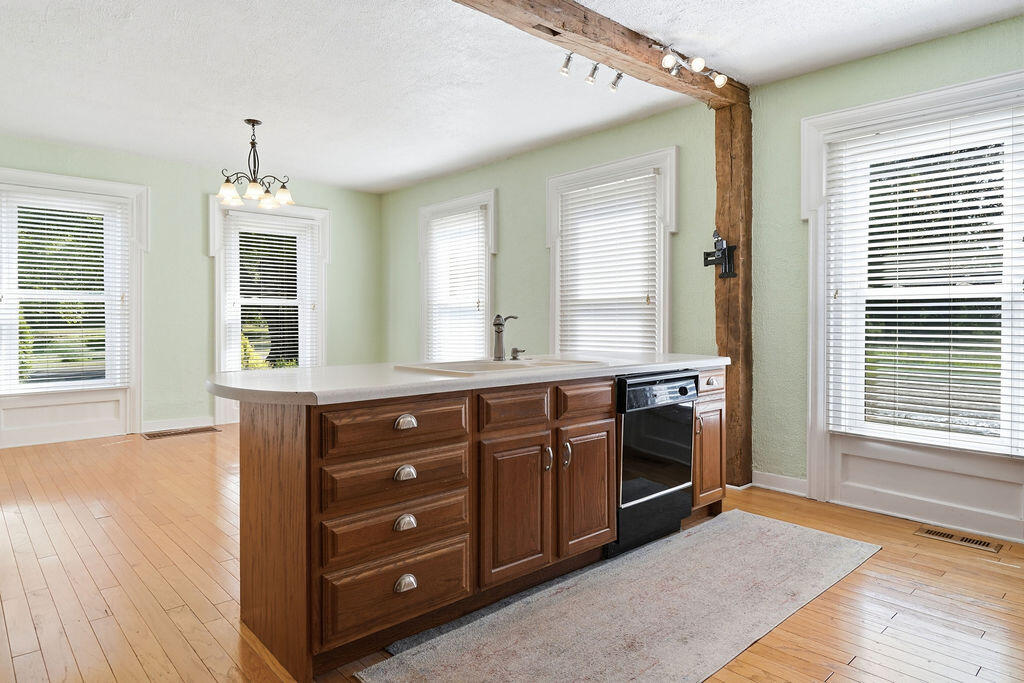 6649 122nd Avenue Fennville MI 49408