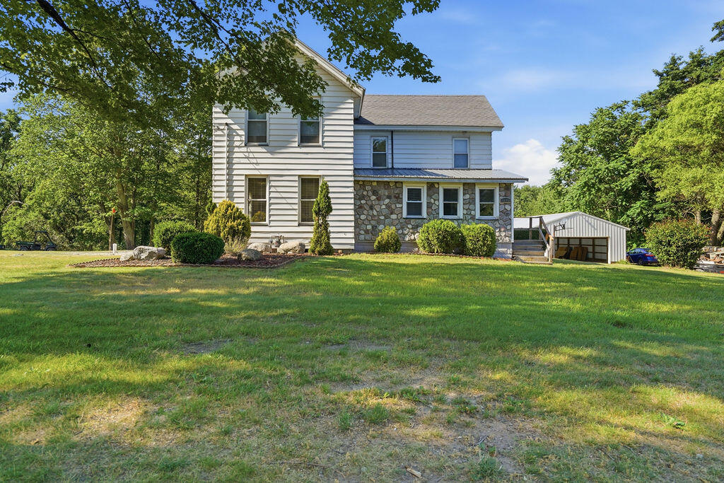 6649 122nd Avenue Fennville MI 49408