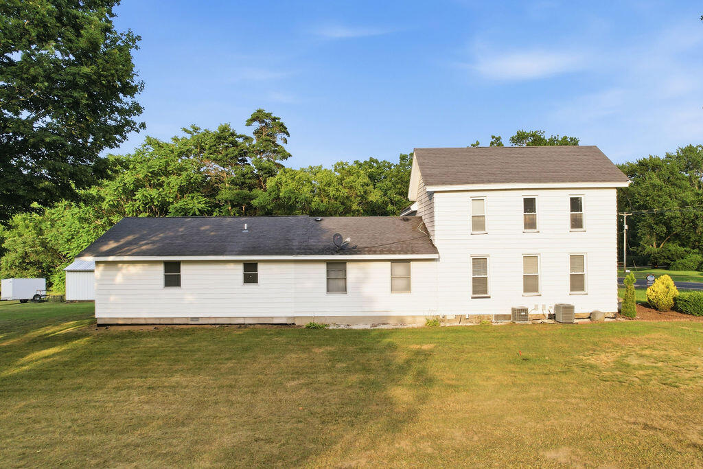 6649 122nd Avenue Fennville MI 49408