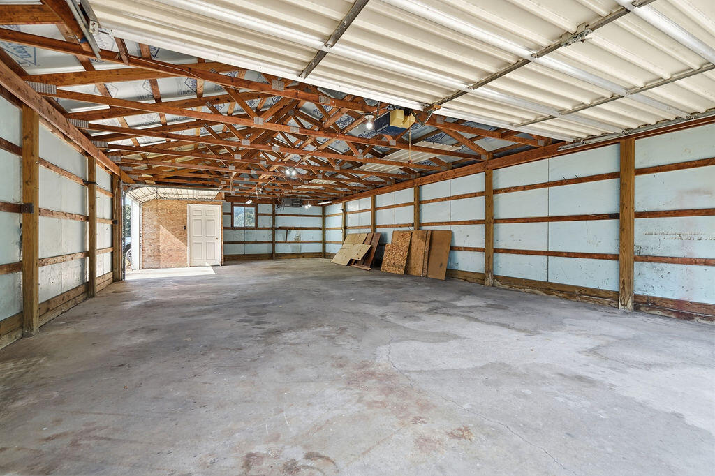6649 122nd Avenue Fennville MI 49408