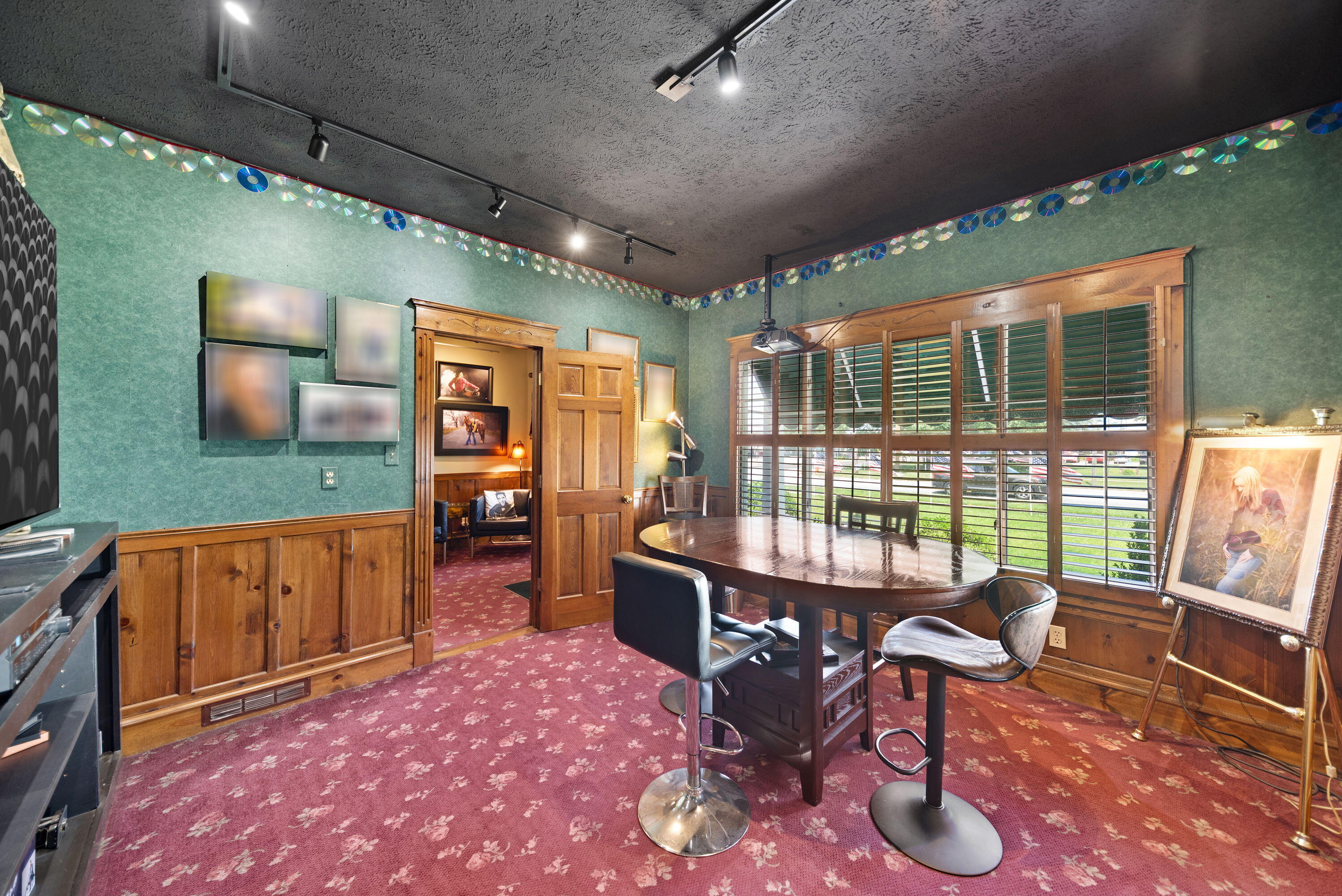 2 E Ash Street E Three Oaks MI 49128